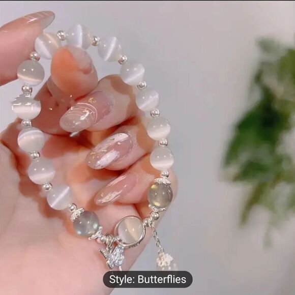 Butterfly charm bracelet - Picture 1 of 10